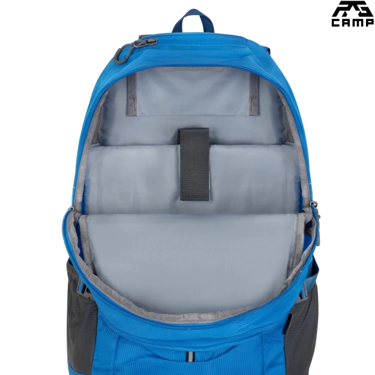 Plecak górski 30L RG Camp Lite niebieski – komora główna z kieszenią na laptopa
