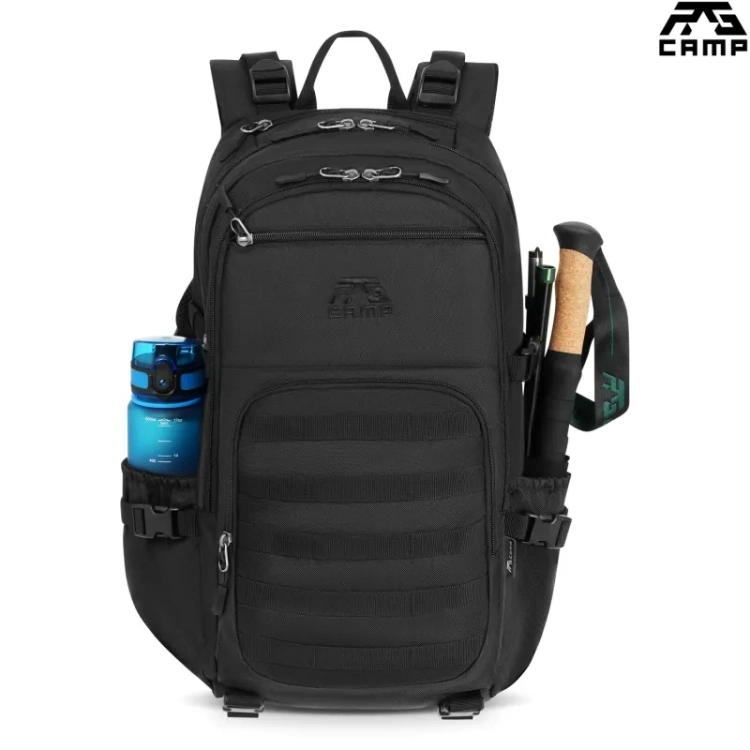 Plecak taktyczny 25l RG CAMP RG1920 czarny – przód z akcesoriami