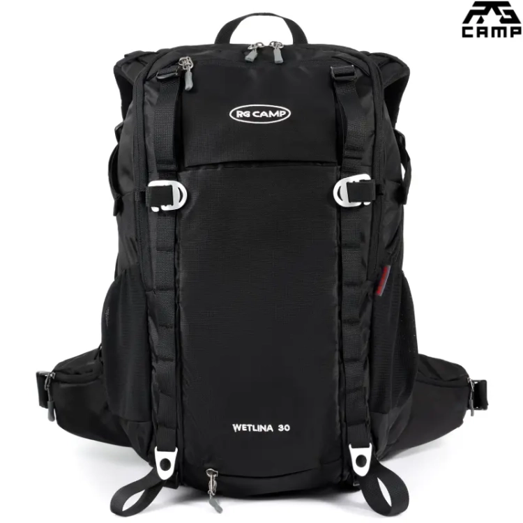 Czarny plecak górski RG Camp Wetlina 30L – front produktu